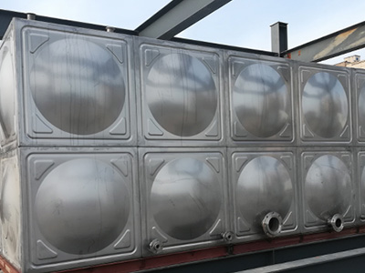 不銹鋼水箱8.jpg 不銹鋼水箱8.jpg